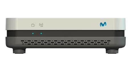 Descodificador UHD Smart WiFi de Movistar Plus+ con su mando
